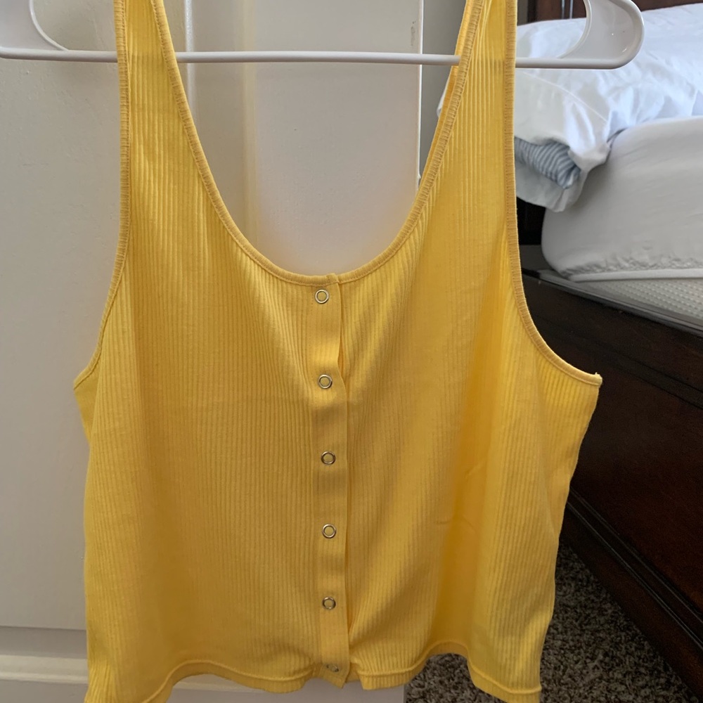 Tank top.